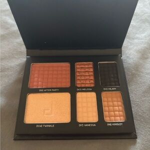 Doucce Eyeshadow Palette - Warm Browns and Black